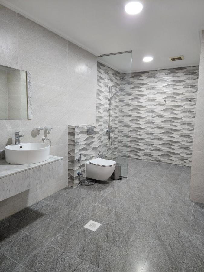 Imperial Suites Hotel Manama Exterior foto